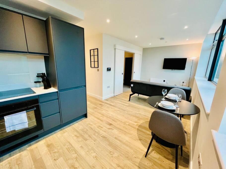 Apartamento Cozy And Modern 1 Bed In Prime Location