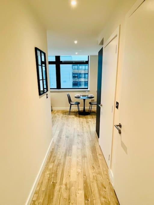 Apartamento Cozy And Modern 1 Bed In Prime Location Manchester